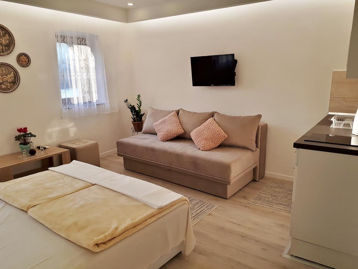Frida Apartment Mostar Buitenkant foto