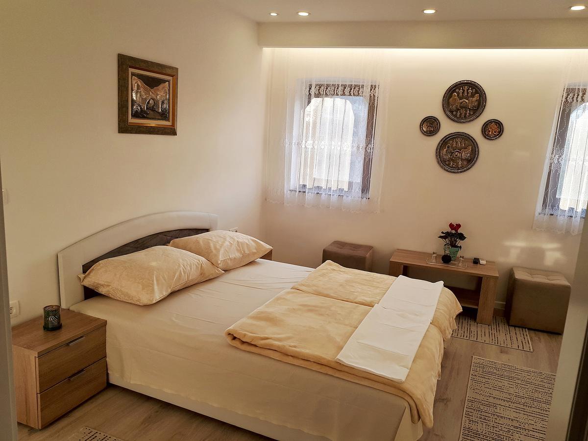 Frida Apartment Mostar Buitenkant foto