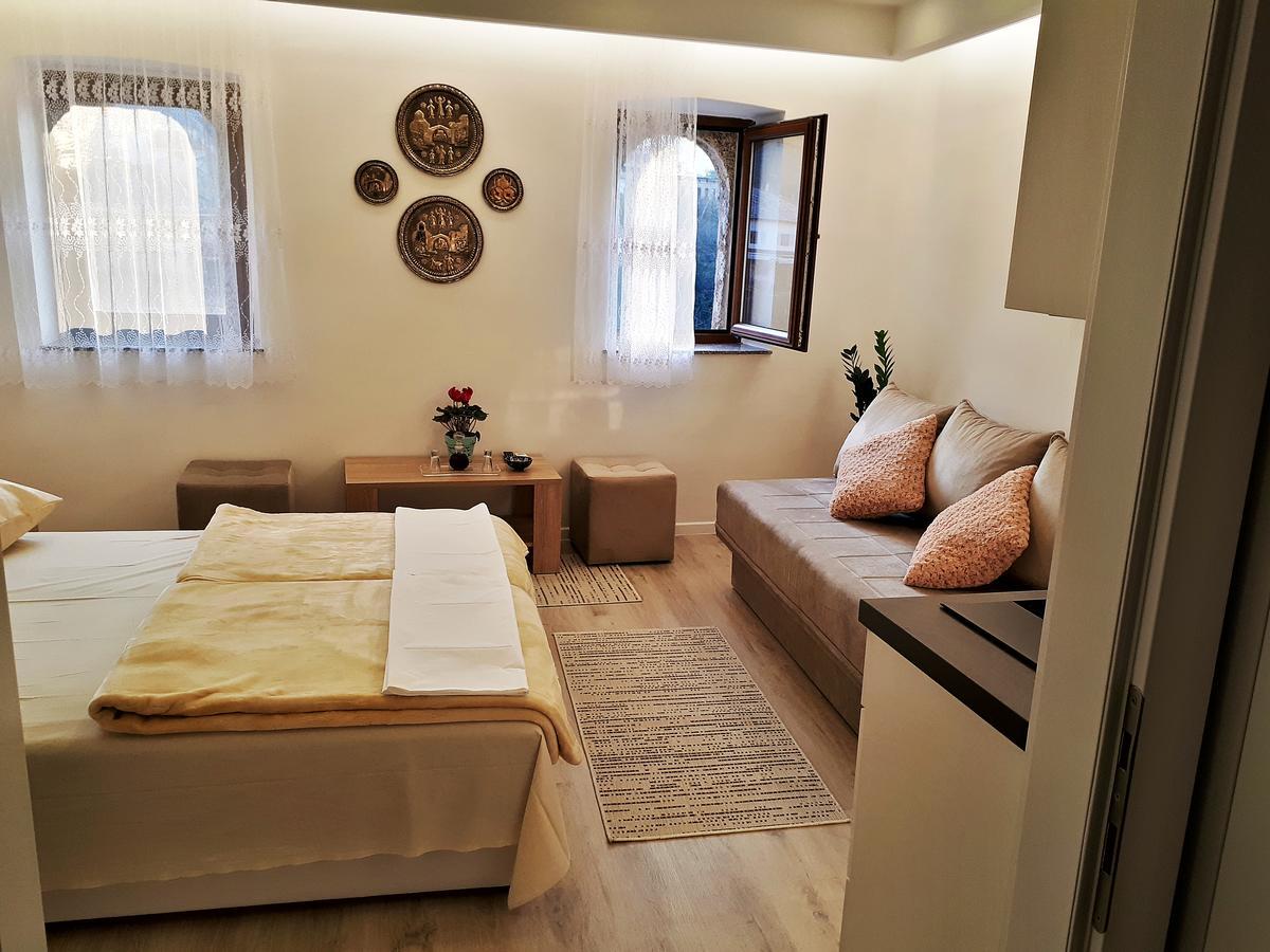 Frida Apartment Mostar Buitenkant foto